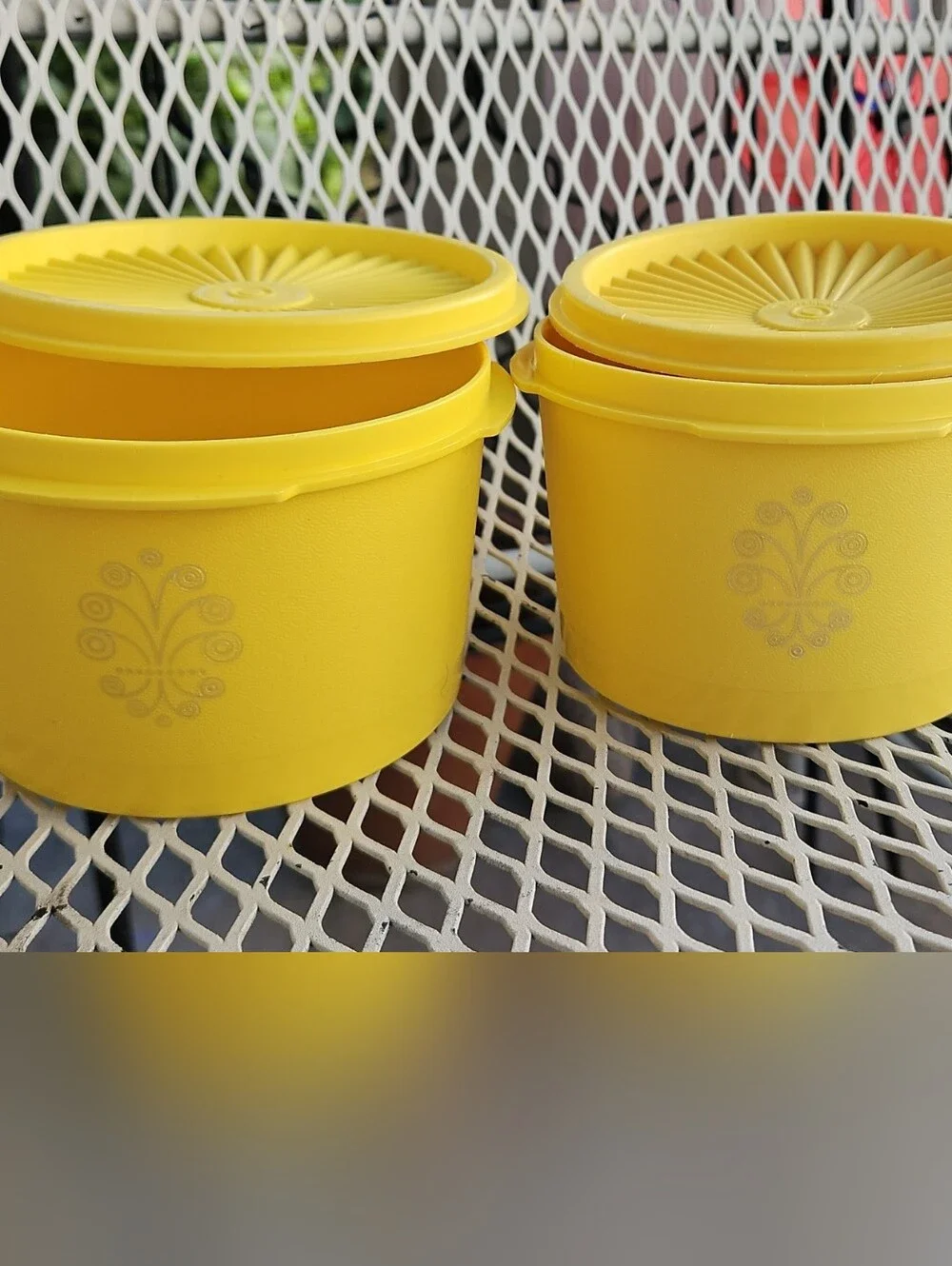 Tupperware Yellow Round Food Storage Containers (Set of 2)